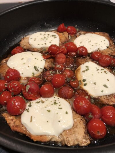 Easy 30 Minute One Pan Caprese Chicken