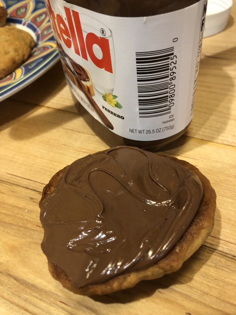 Easy Banana Whoopie Pies With Nutella Filling The Good Enough Kitchen 1841