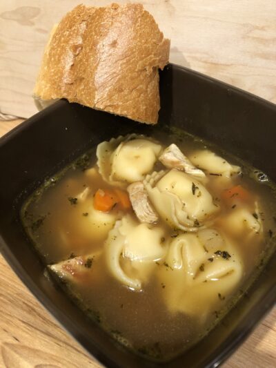 Easy Recipe for One Pot Tortellini Soup with Chicken