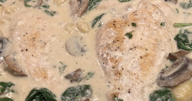 Easy Dinner: Creamy Chicken with Gnocchi & Spinach