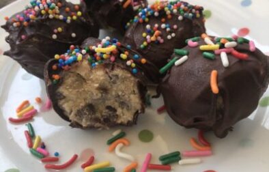 Easy to Make: Chocolate Chip Cookie Dough Truffles