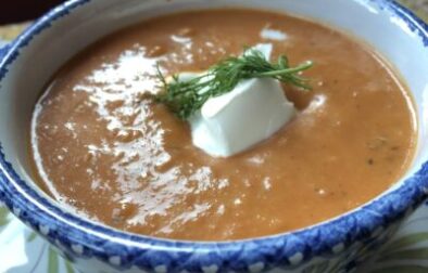 Easy Creamy Spicy Homemade Tomato Soup