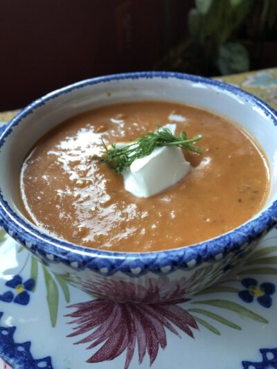 Easy Creamy Spicy Homemade Tomato Soup