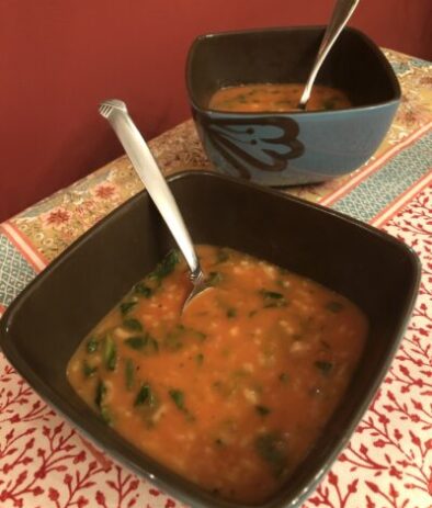 Creamy Tomato Florentine Soup with Rice (Tomato & Spinach)