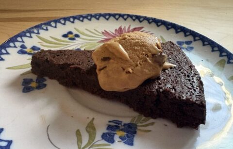 Flourless Chocolate Mocha Cake Recipe (Gluten Free)